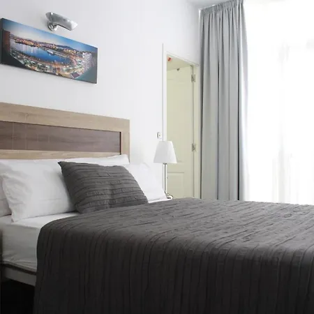 Homestay The Cathedral Malaga